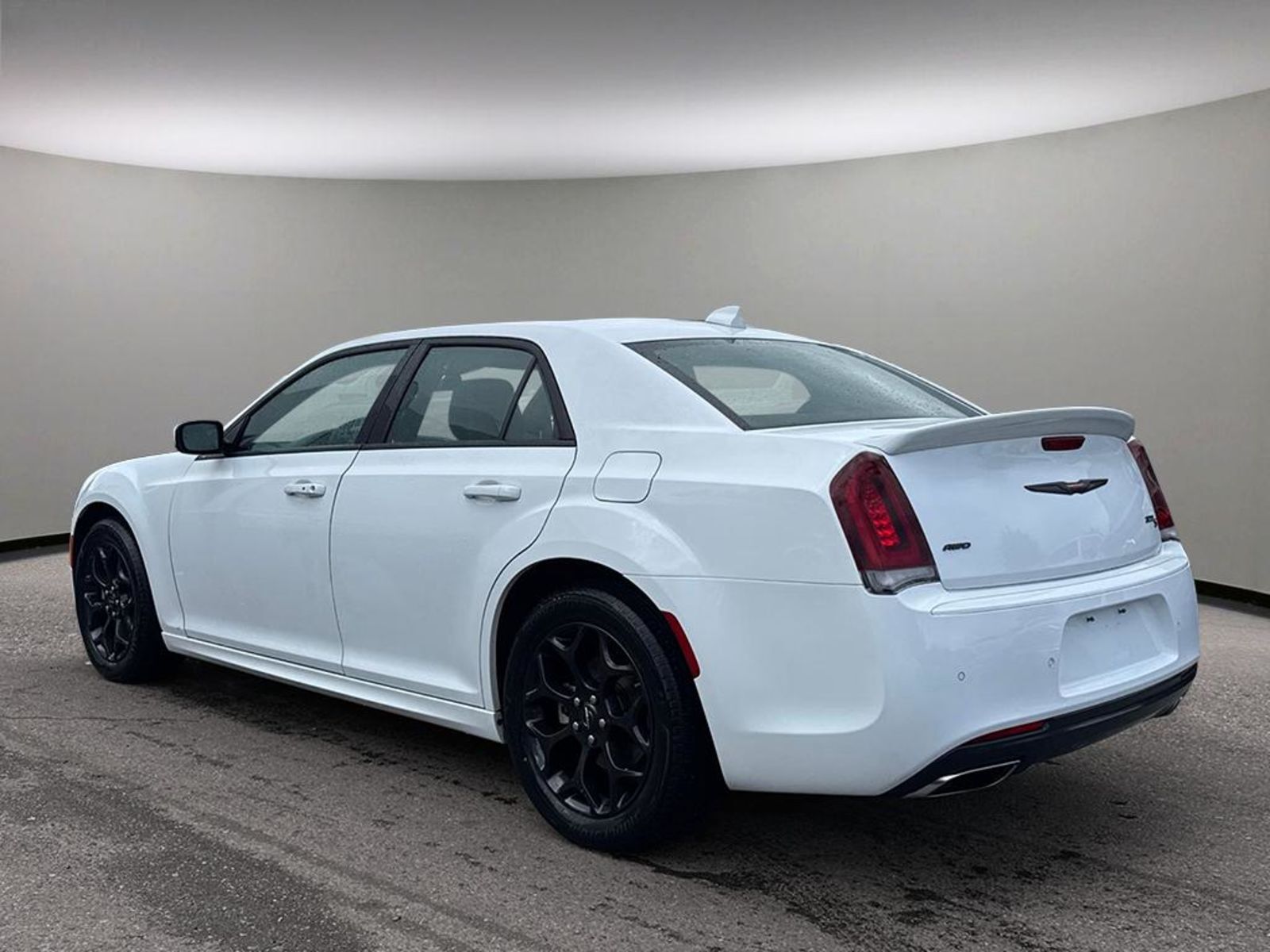 Chrysler 300 2023