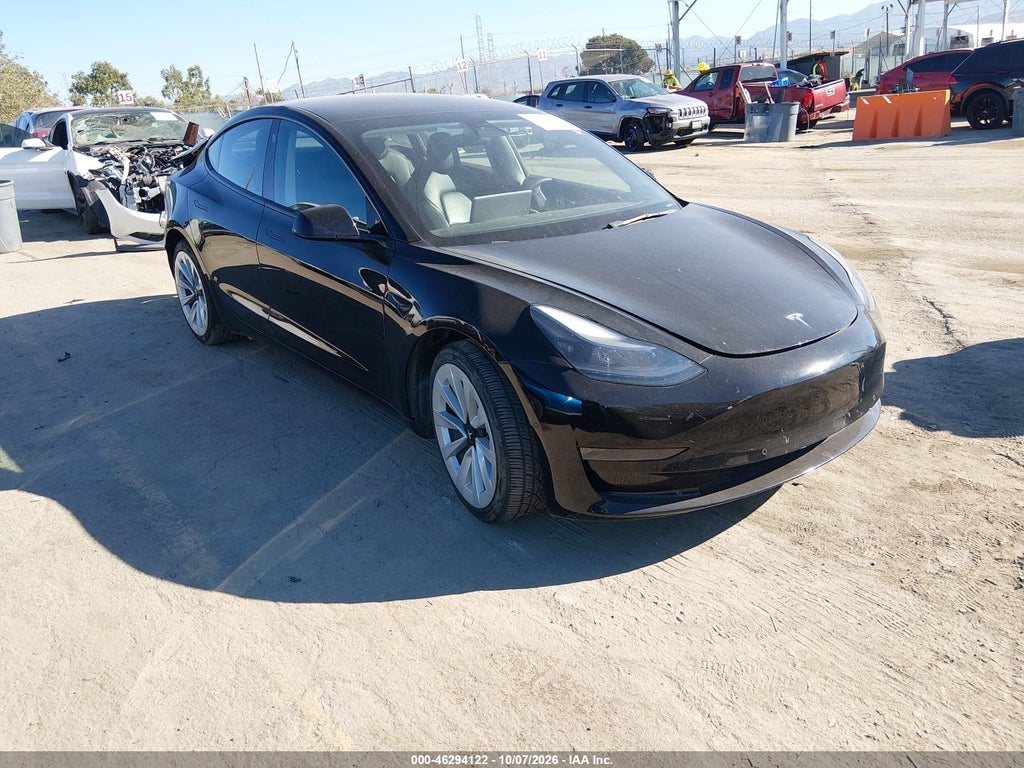 Tesla Model 3 2022
