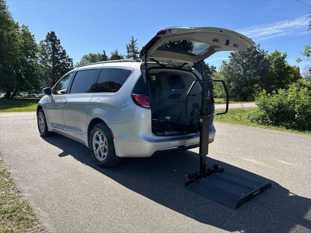 Chrysler Pacifica 2022