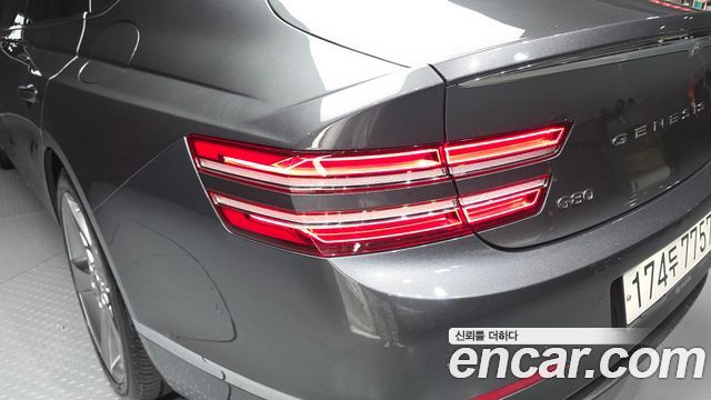 Genesis G80 2021