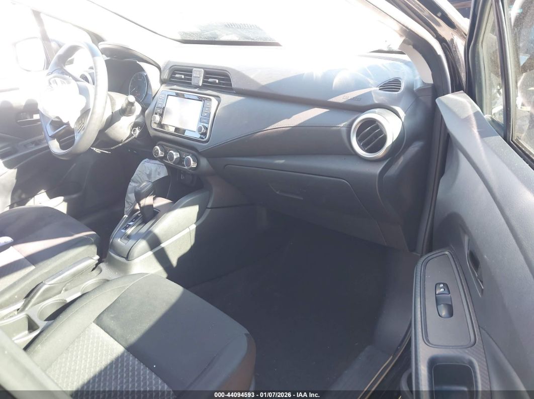 Nissan Versa 2023