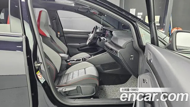 Volkswagen Golf 2023