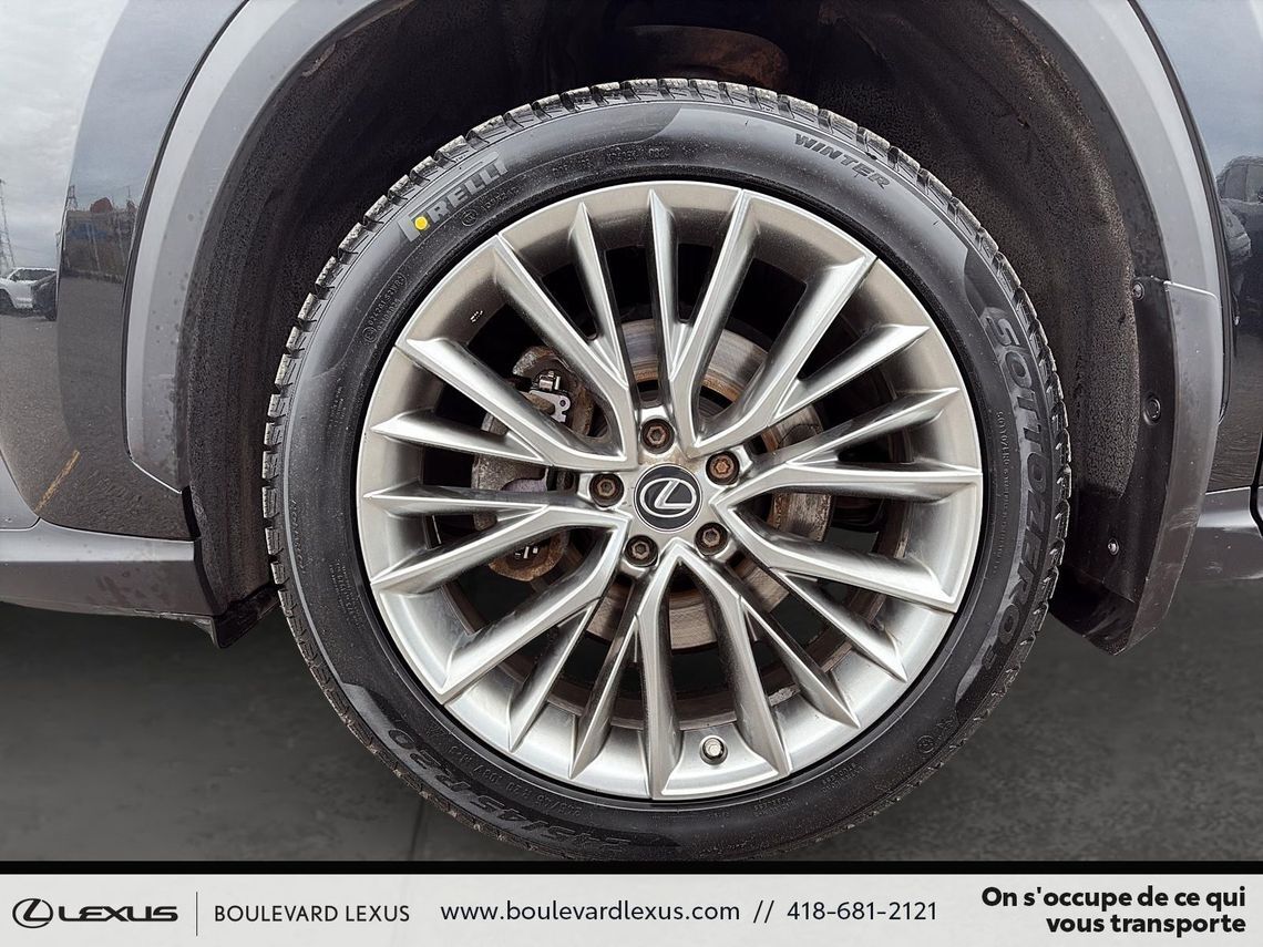 Lexus NX 2022