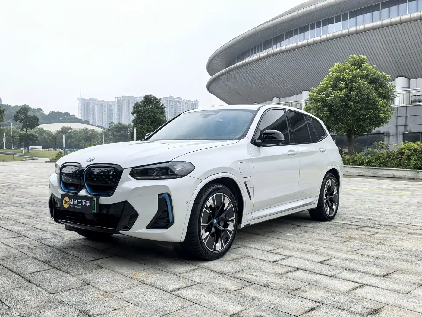 BMW iX3 2022