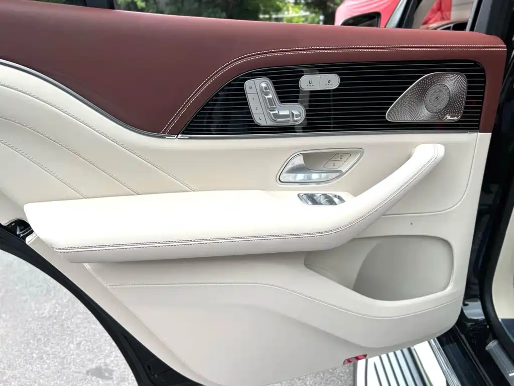 Mercedes-Benz Maybach GLS 2024
