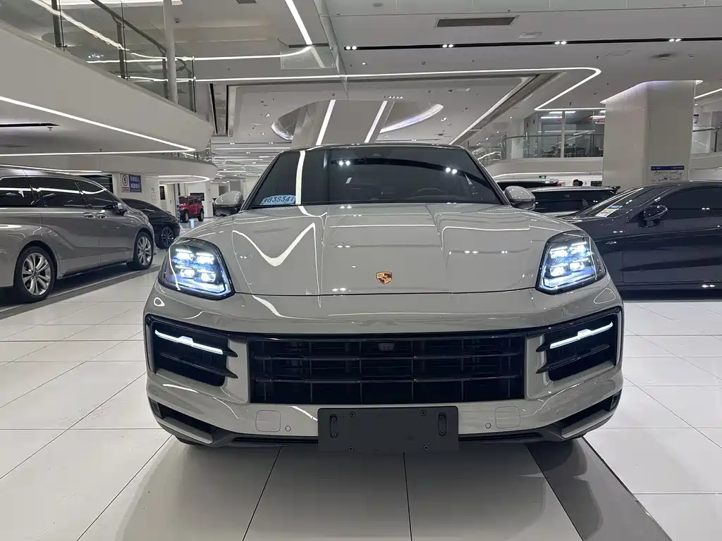 Porsche Cayenne 2024
