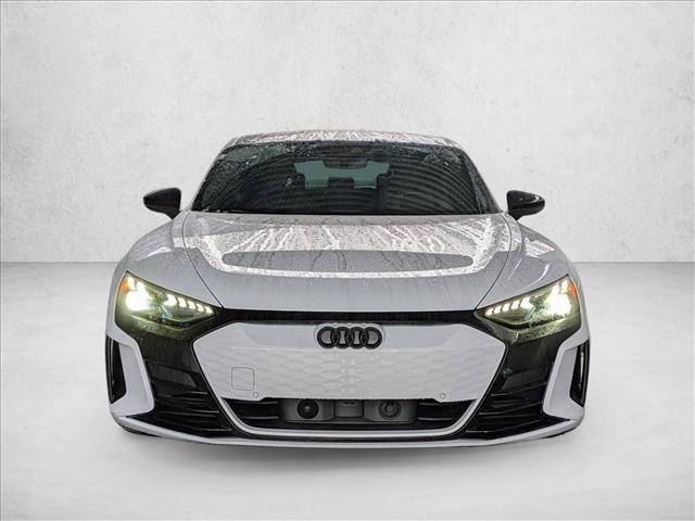 Audi RS e-tron GT 2024