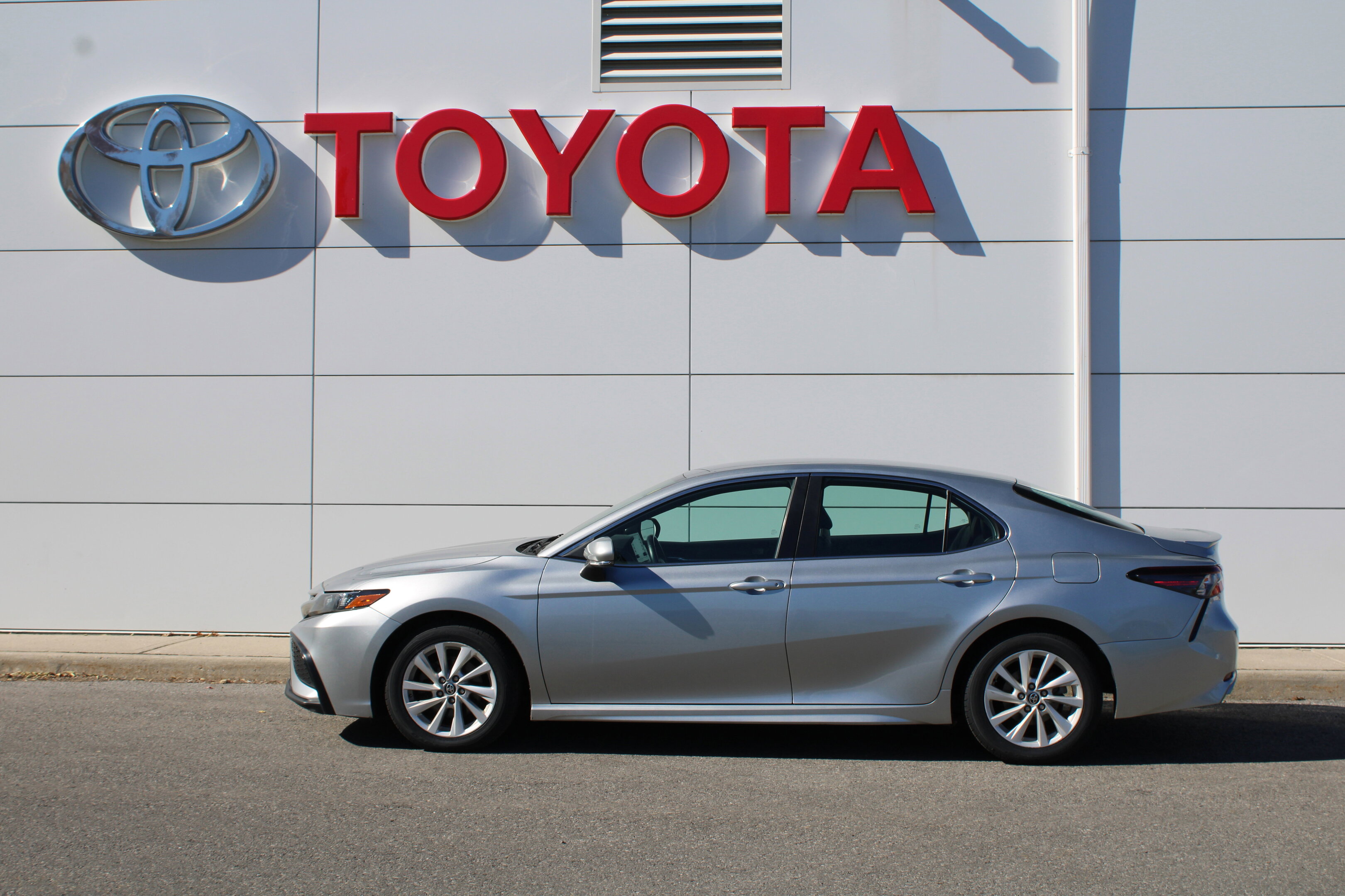 Toyota Camry 2021