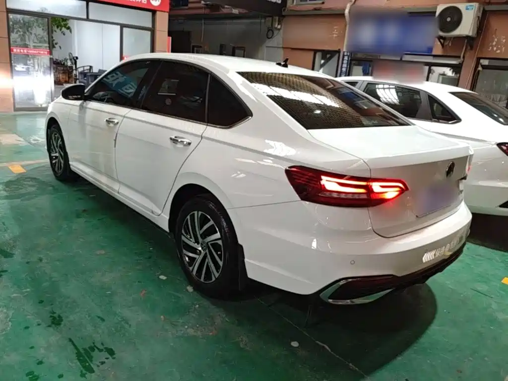 Volkswagen Lavida 2025