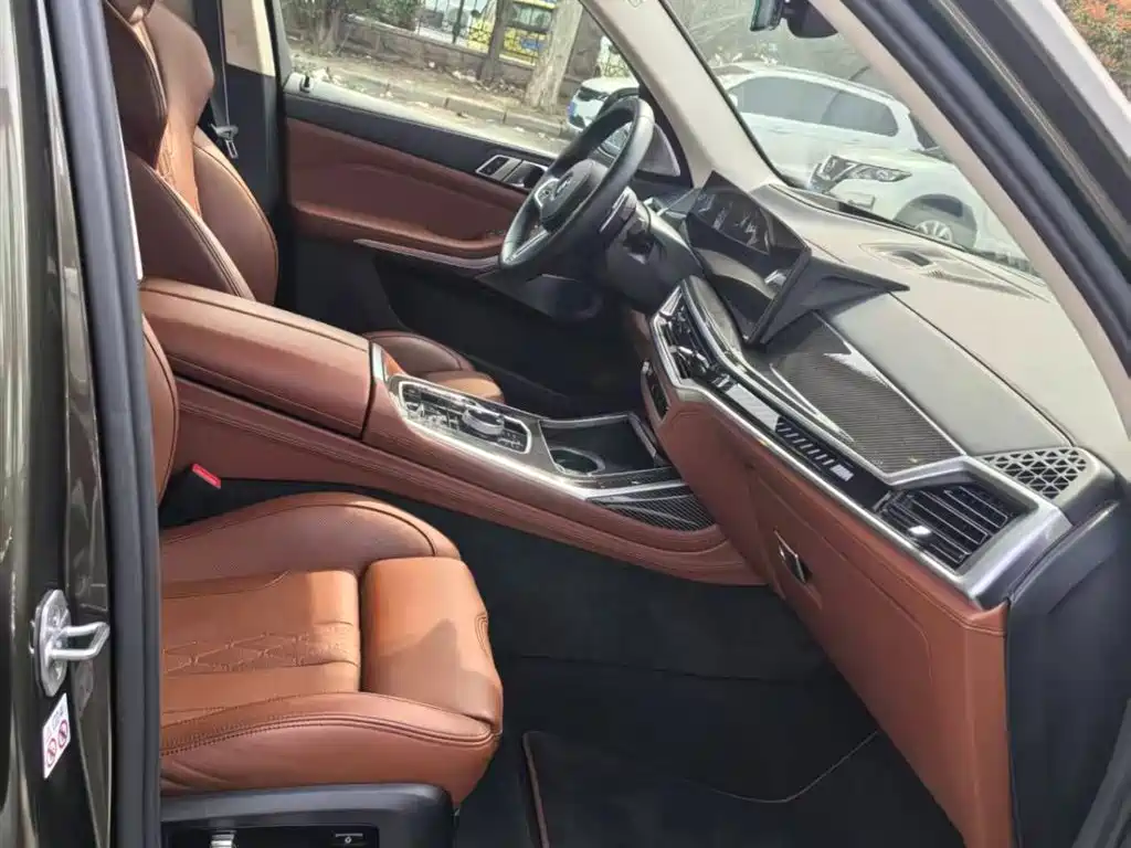 BMW X7 2023
