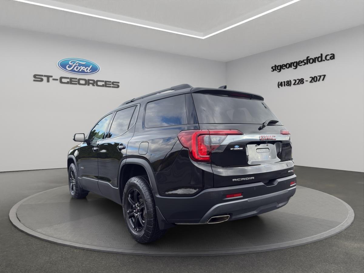 GMC Acadia 2022