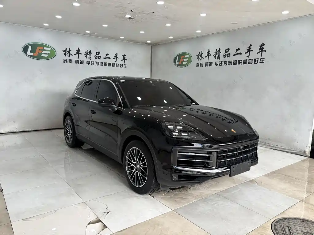 Porsche Cayenne 2023