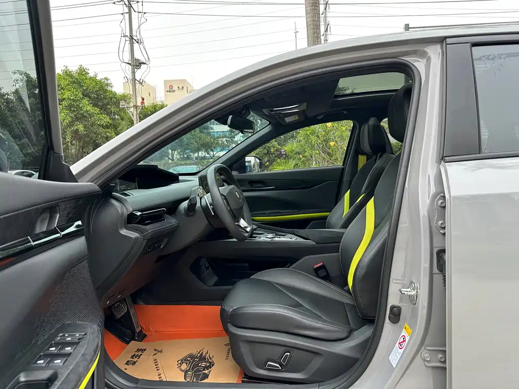 Changan UNI-V 2022