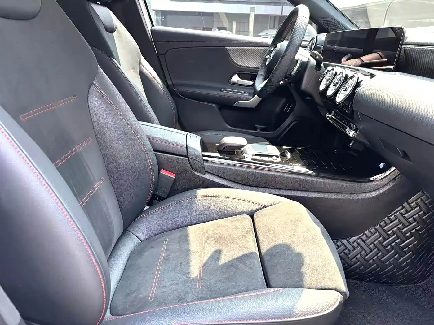Mercedes-Benz A-Класс 2023