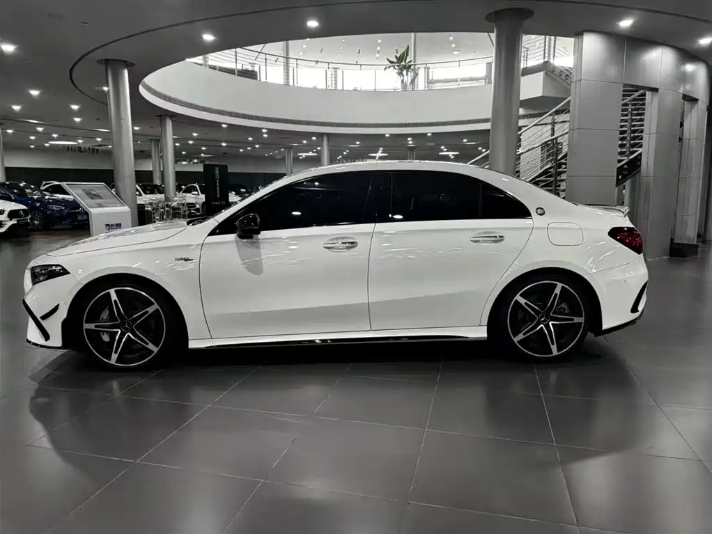 Mercedes-Benz A-Класс 2026