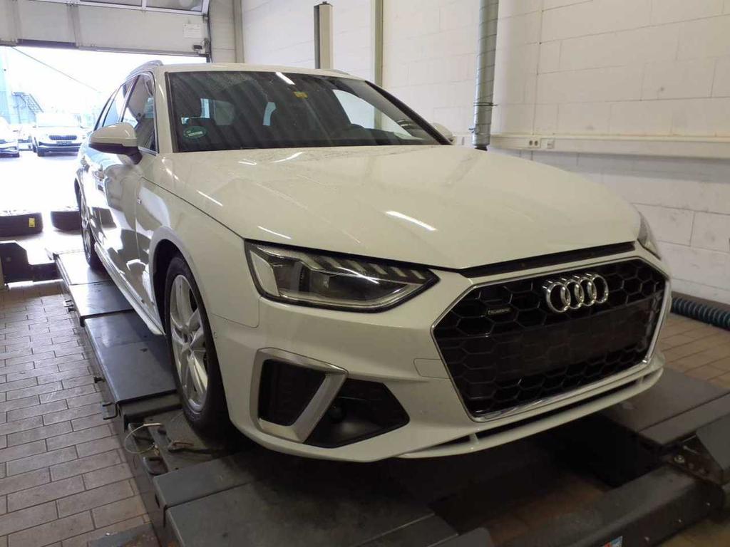 Audi A4 2022