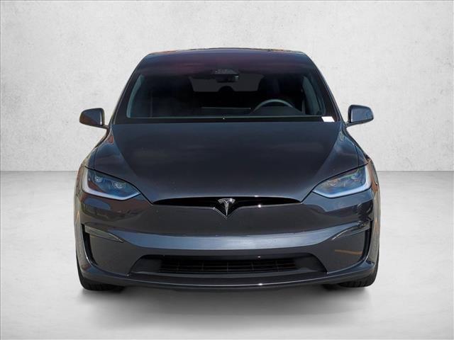 Tesla Model X 2024