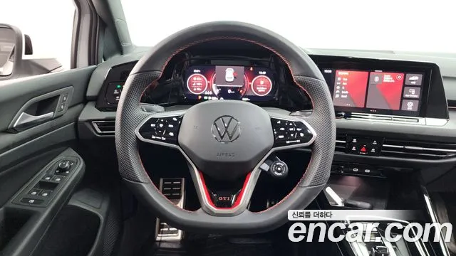 Volkswagen Golf 2024