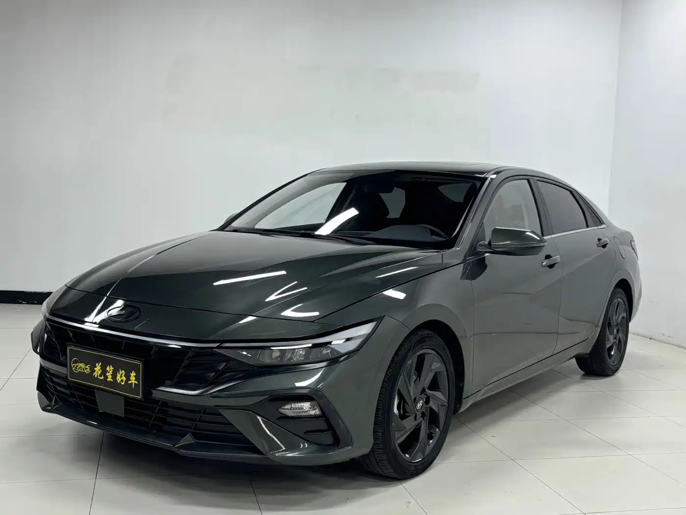 Hyundai Elantra 2023