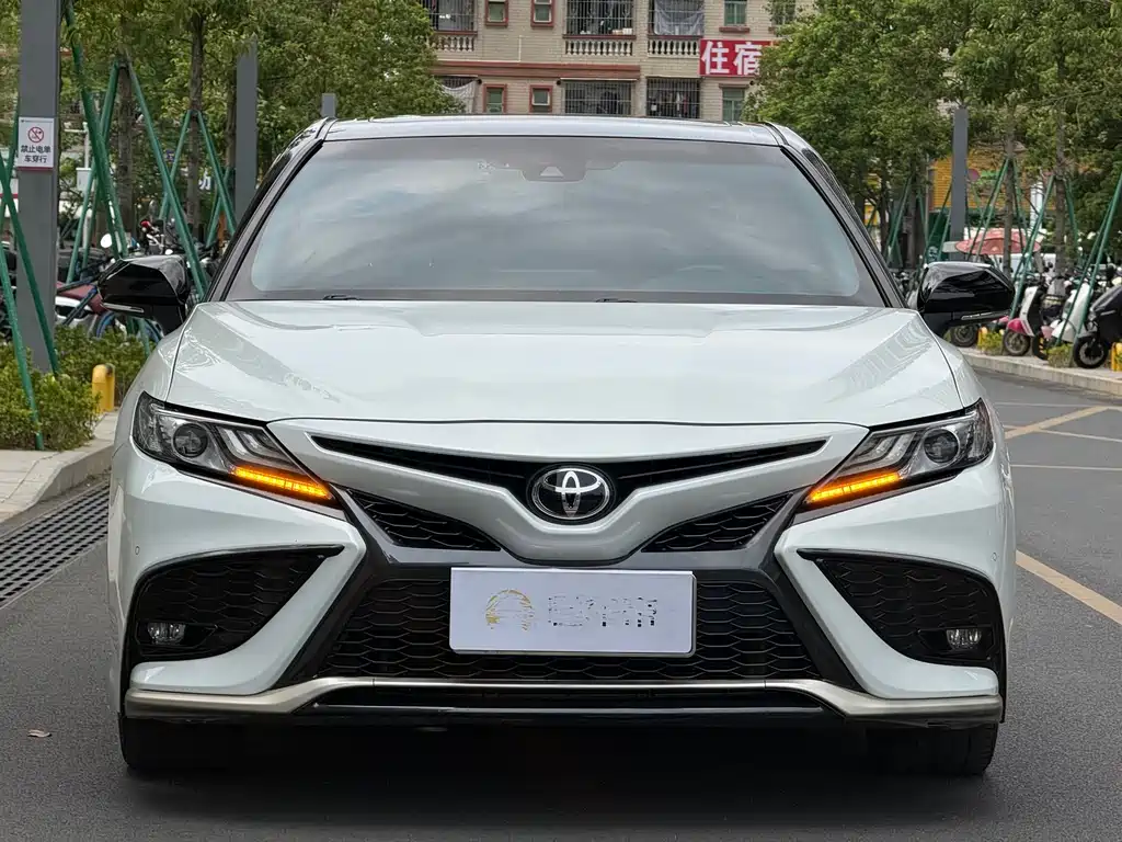 Toyota Camry 2023