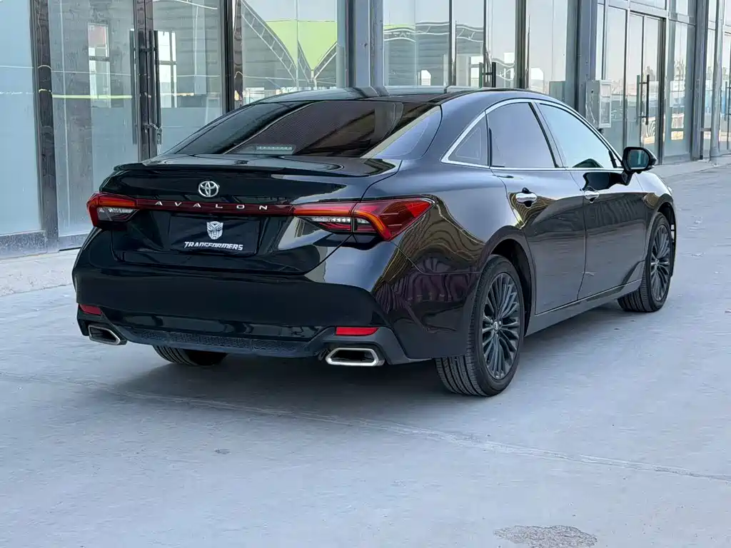Toyota Avalon 2021
