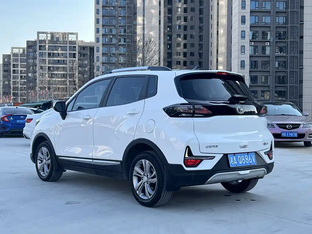 Changan CS15 2021