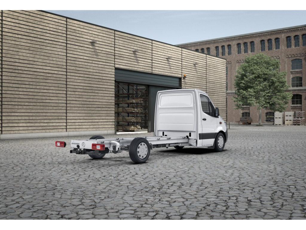 Mercedes-Benz SPRINTER 2024