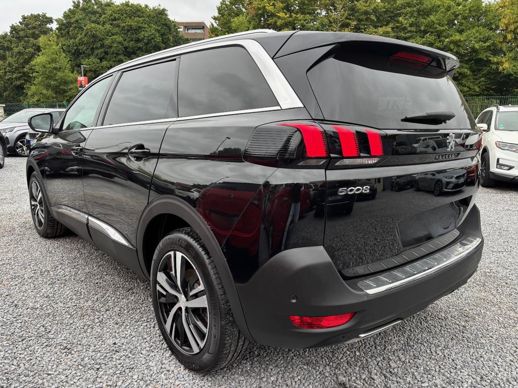 Peugeot 5008 2020
