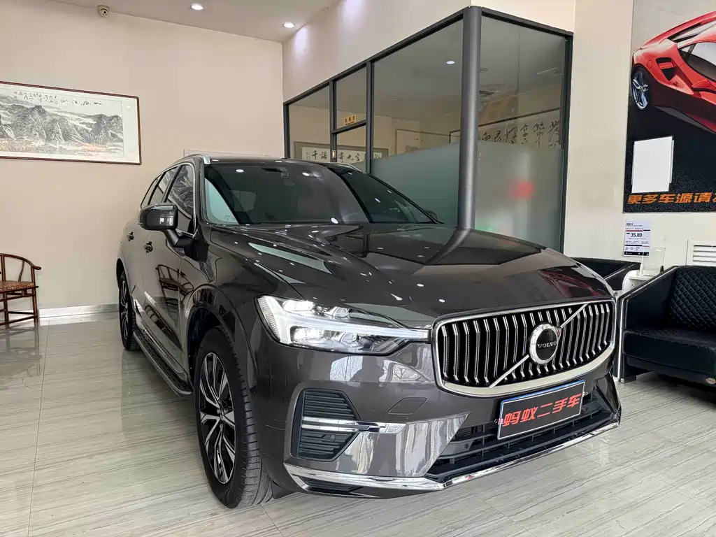 Volvo XC60 2022