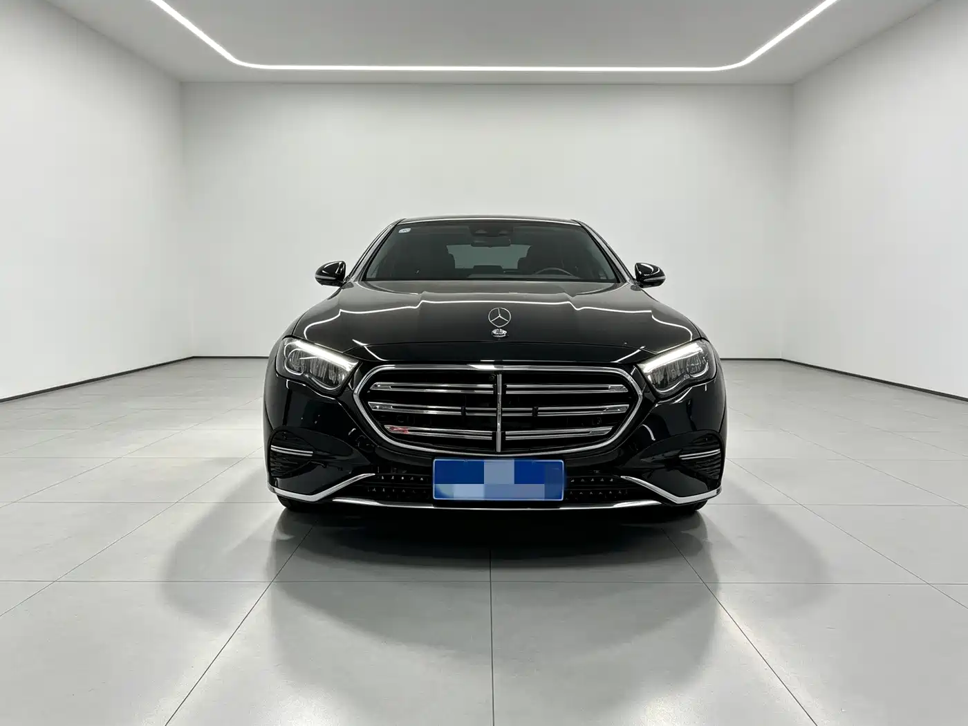 Mercedes-Benz E-Класс 2025