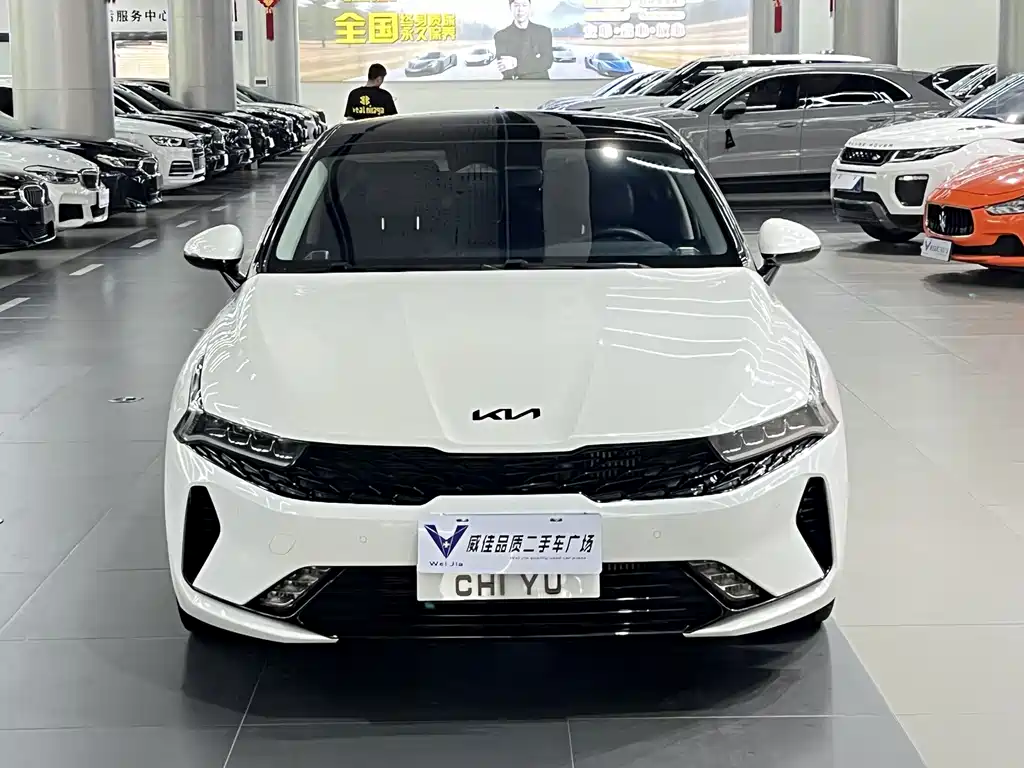 Kia K5 2023