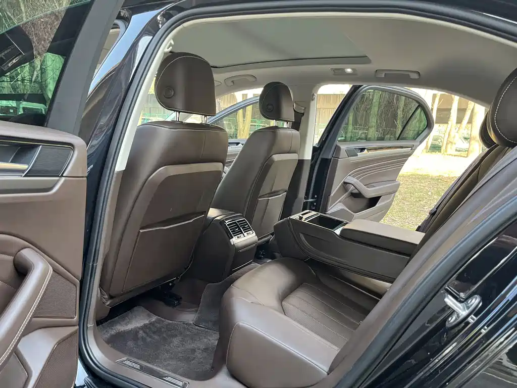 Volkswagen Phideon 2023