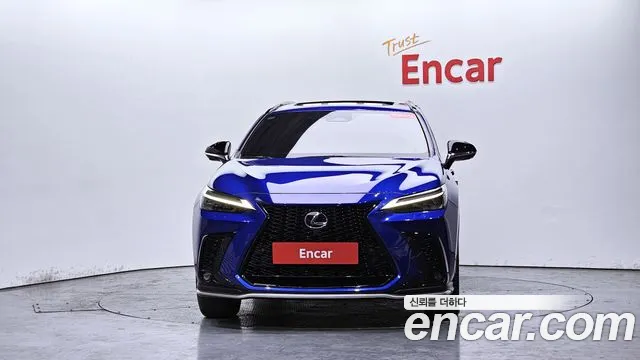 Lexus NX 2022