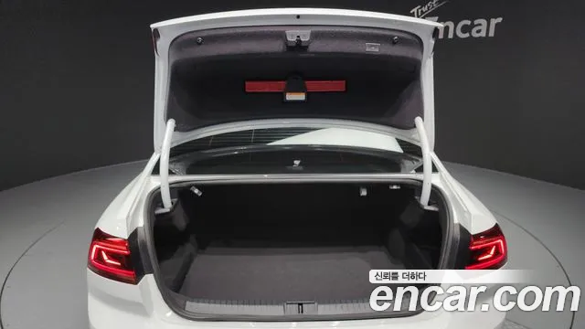 Volkswagen Passat 2022