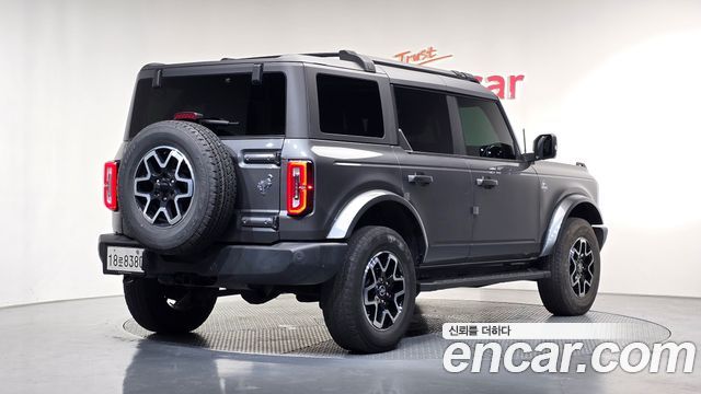 Ford Bronco 2022
