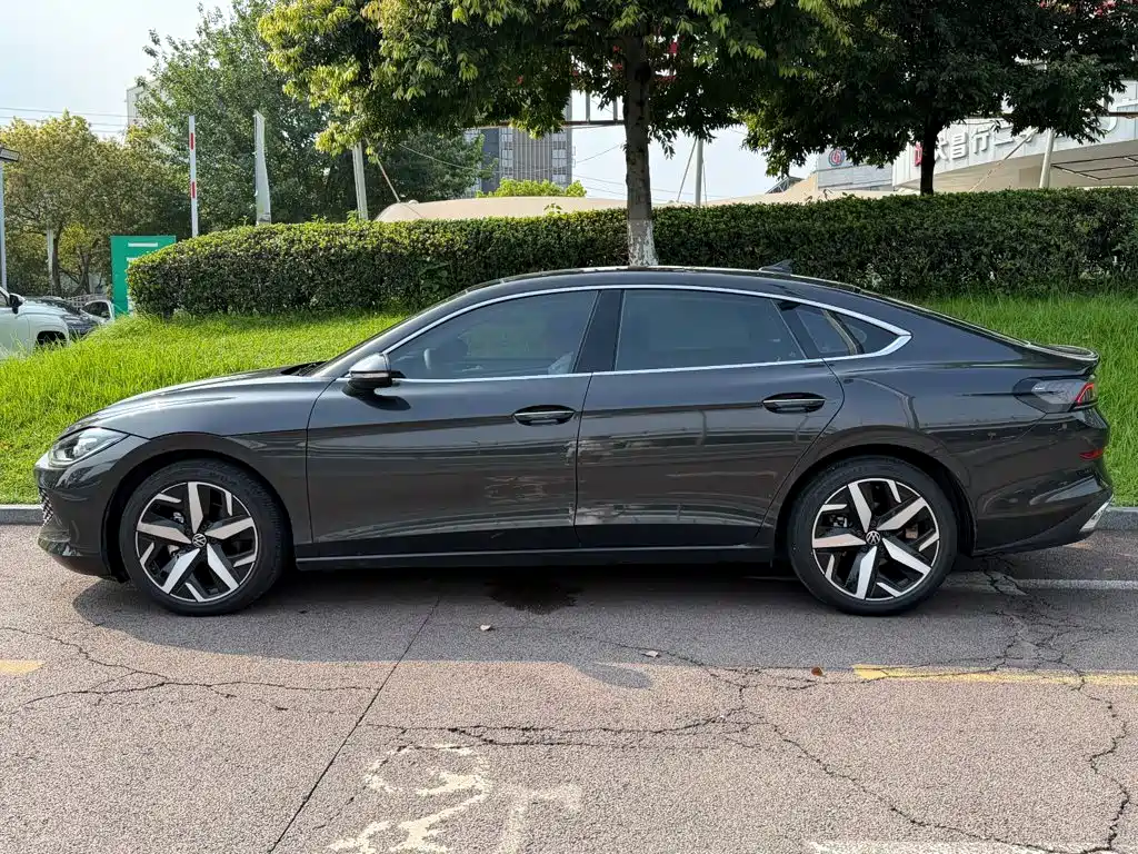Volkswagen Lamando 2025
