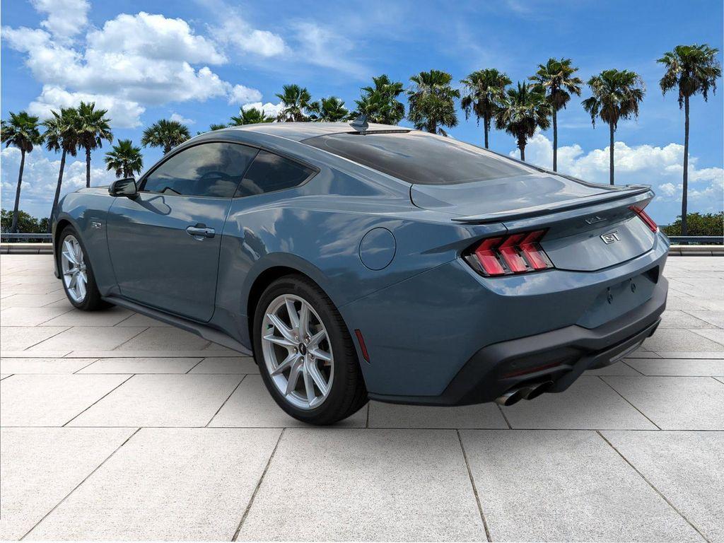 Ford Mustang 2025