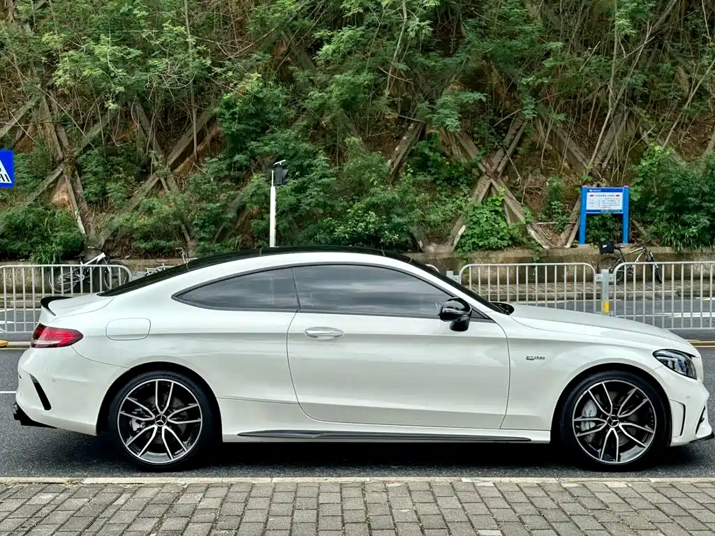 Mercedes-Benz C-Класс 2022