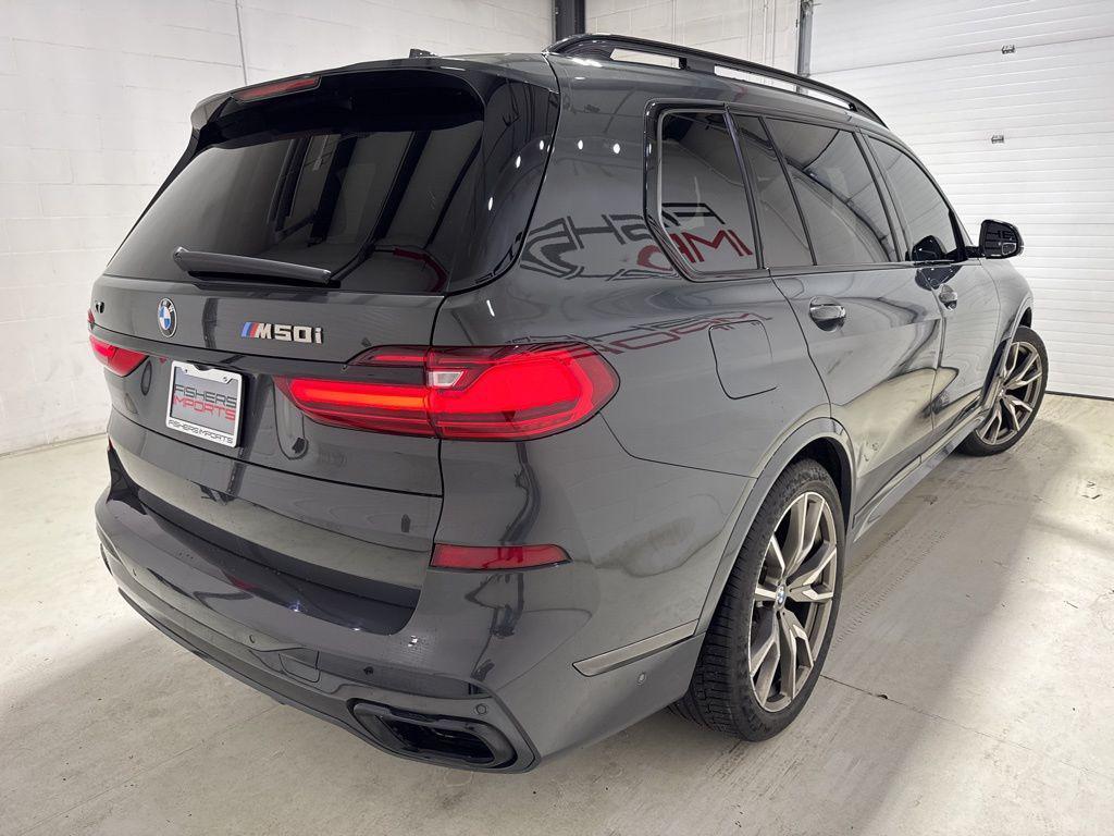 BMW X7 2022