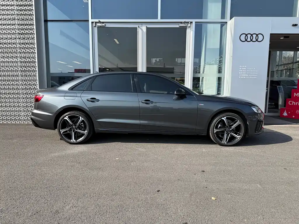 Audi A4 2024