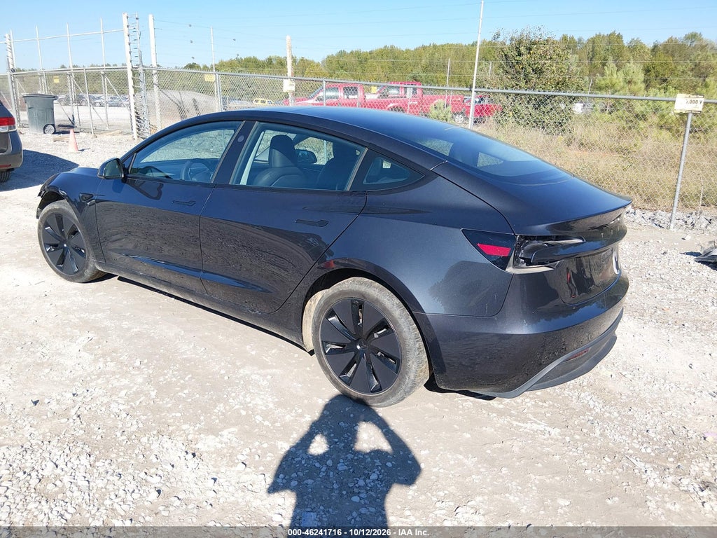 Tesla Model 3 2024