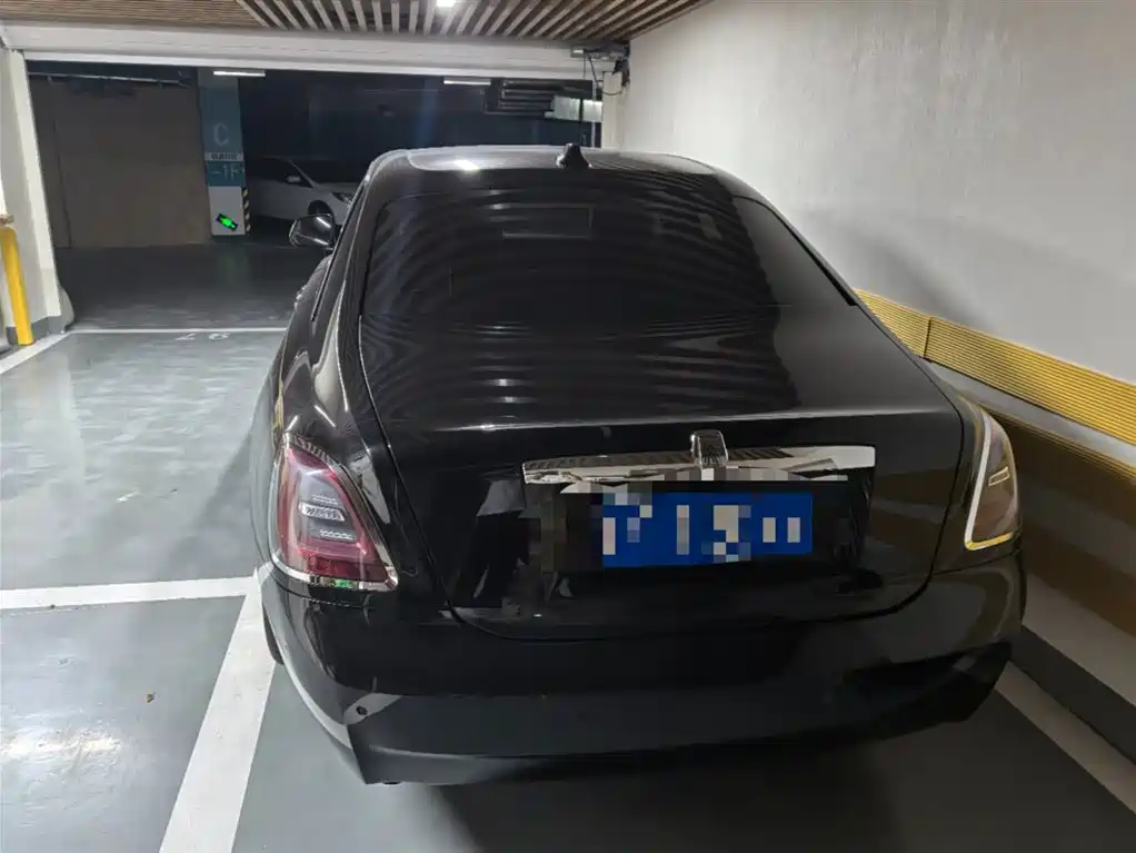Rolls-Royce Ghost 2023