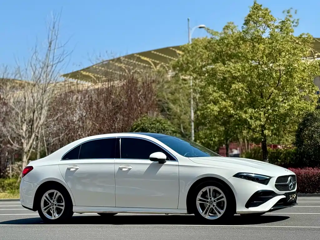 Mercedes-Benz A-Класс 2023
