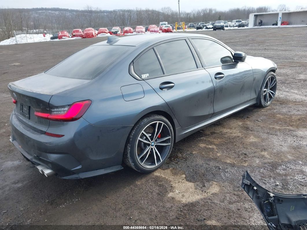 BMW 3 серии 2021