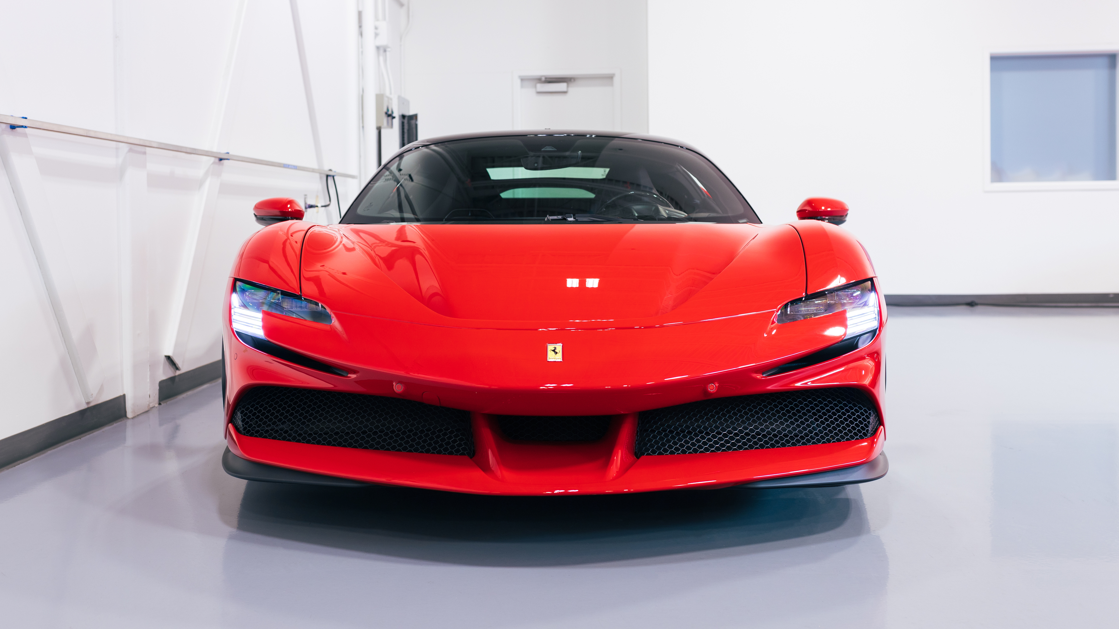 Ferrari SF90 2021