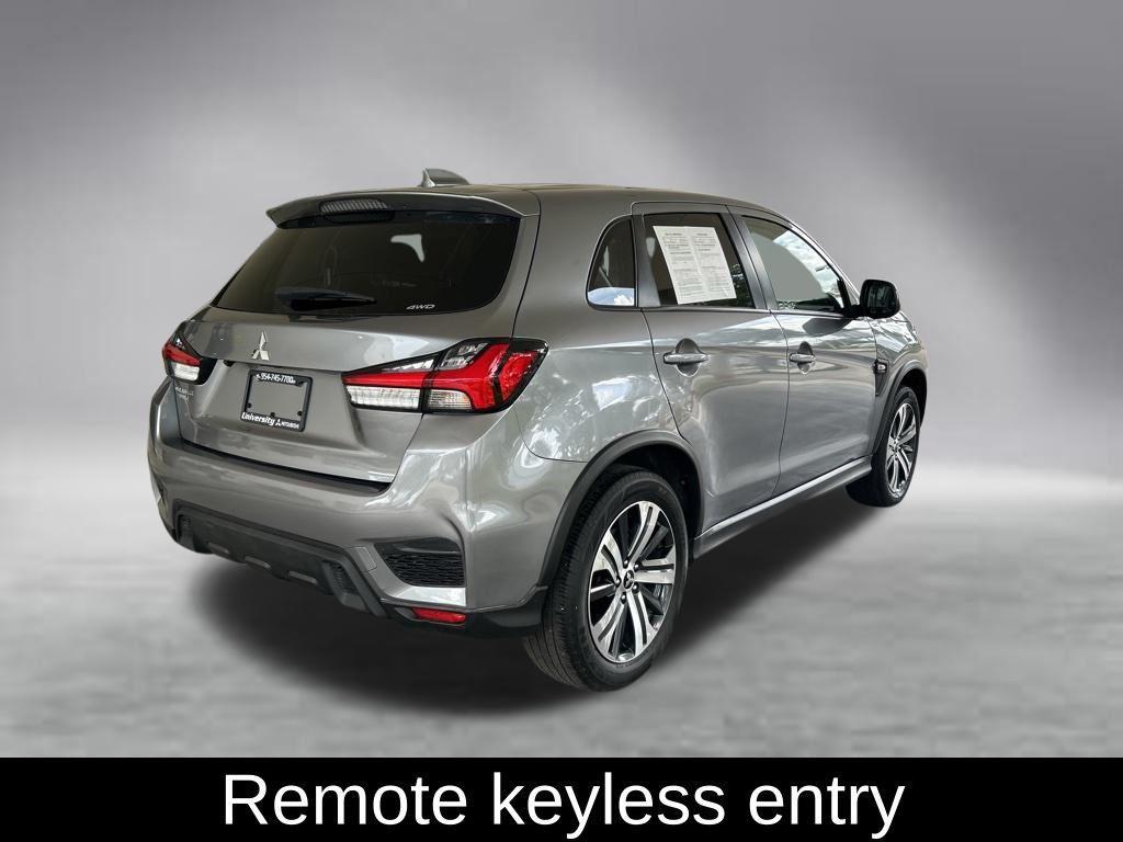 Mitsubishi Outlander Sport 2024