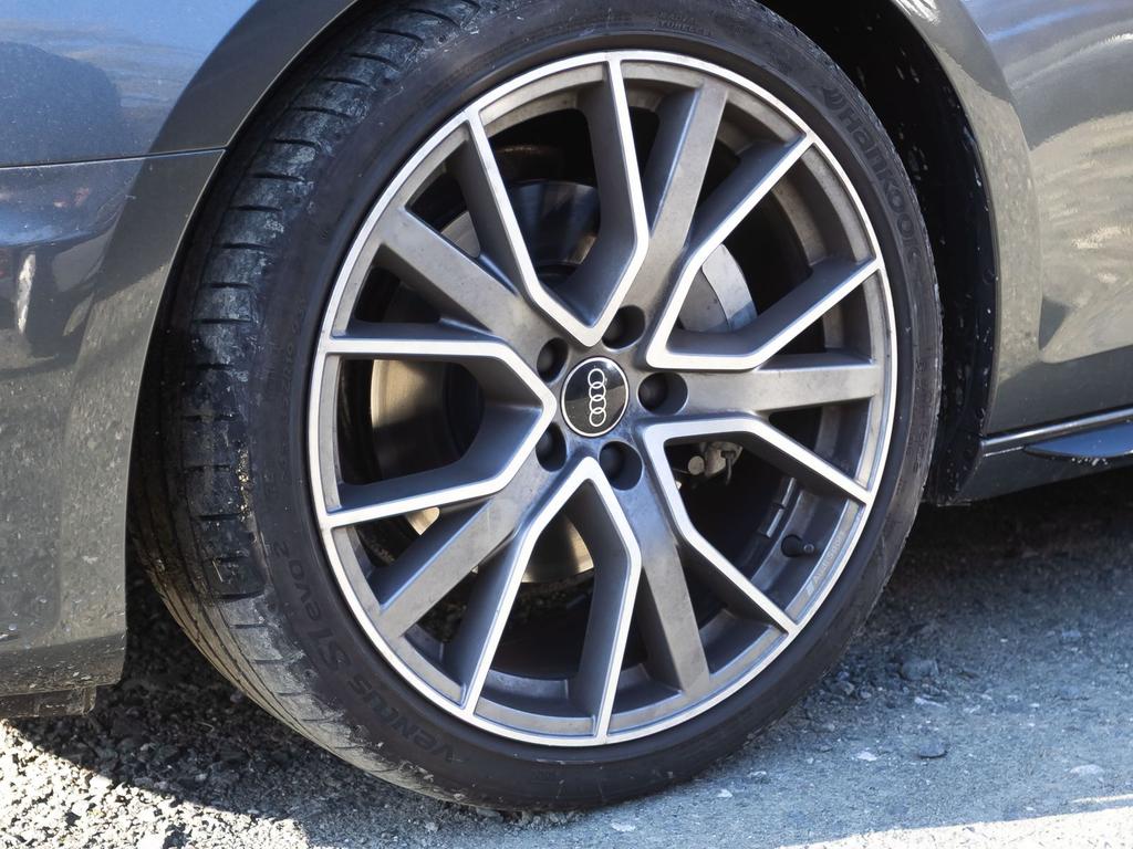 Audi A4 2023