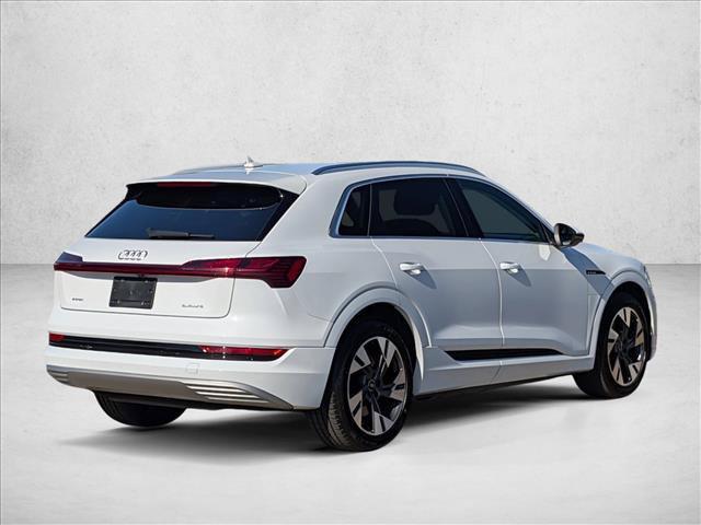 Audi e-tron 2023