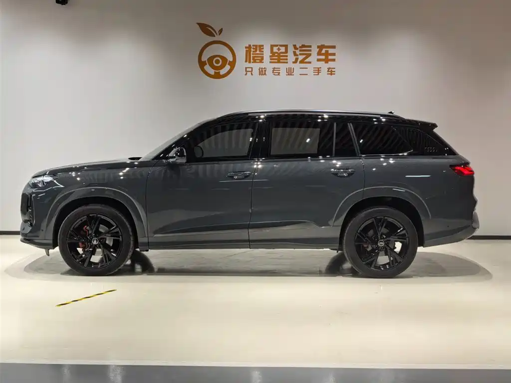 Audi Q6 2024
