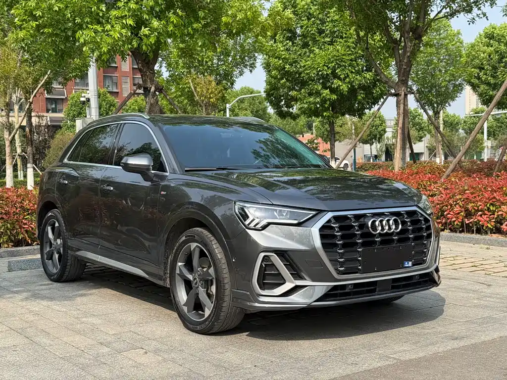 Audi Q3 2022